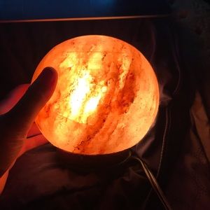 HIMALAYAN SALT LAMP